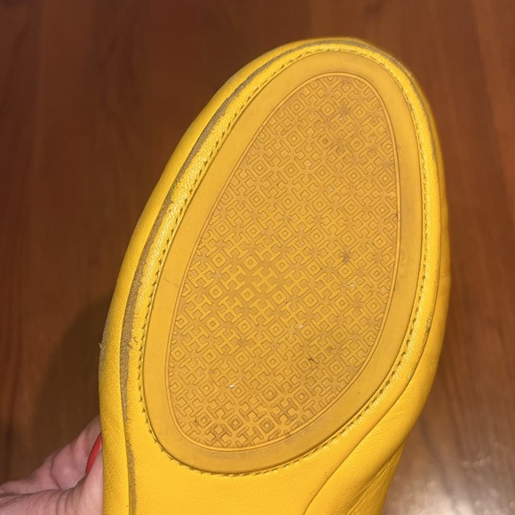 Tory Burch bright yellow ballet styled flats size 7 - Picture 11 of 16